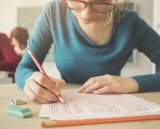 AÖF sınavında kalem silgi verilecek mi? 2019 AÖF 3 ders sınavına girerken yanında bulunması gerekenler neler?