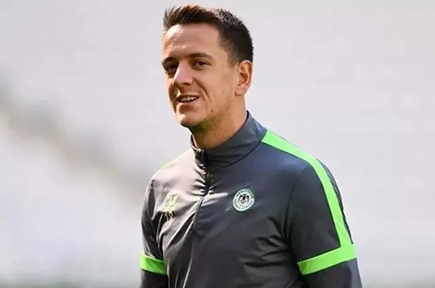 Süper Lig’in devleriyle anılan Hadziahmetovic Başakşehir yolcusu!