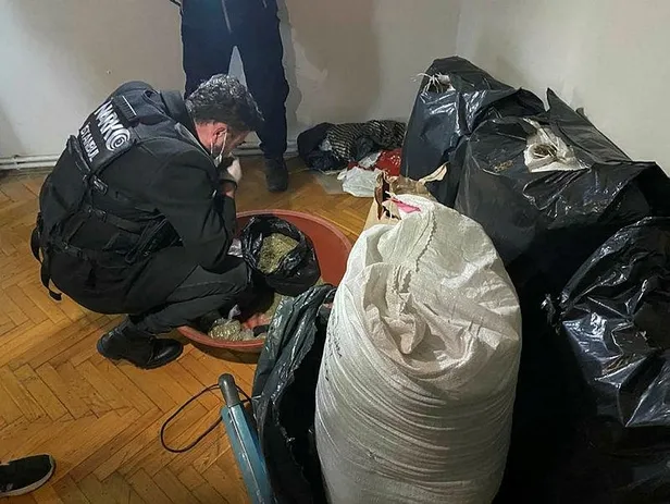 Son dakika: İstanbul'da uyuşturucu operasyonu! 1 şüpheli gözaltına alındı-2