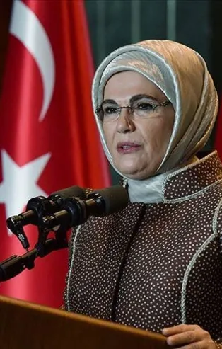 Emine Erdoğan'dan Kadir Gecesi mesajı