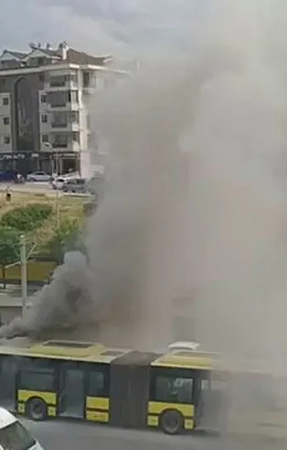Bursa'da yolcu otobüsü alev topuna döndü