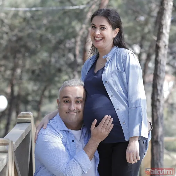 Güldür Güldür'ün İbrahim’i Onur Atilla’nın sır gibi sakladığı eşi bakın kim! Güzelliğini gören dilini ısırdı meğer liseden beri... - 23