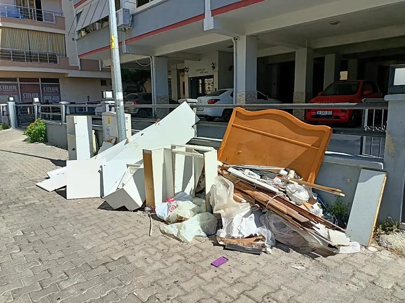 İzmir'de moloz cinayeti! Komşusunu öldürdü: "Teslim oluyorum ambulans çağırın"-2
