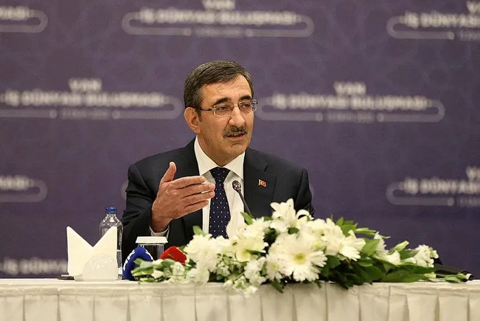 2024-butce-maratonu-basliyor-cumhurbaskani-yardimcisi-cevdet-yilmazdan-onem-aciklamalar-buyume-enflasyon-isci-1697528533370.jpeg 5 yıllık kalkınma planında 5 ana eksen! Başkan Erdoğan Türkiye'nin yeni yol haritasını açıkladı | Bütçede aslan payı eğitimin-4