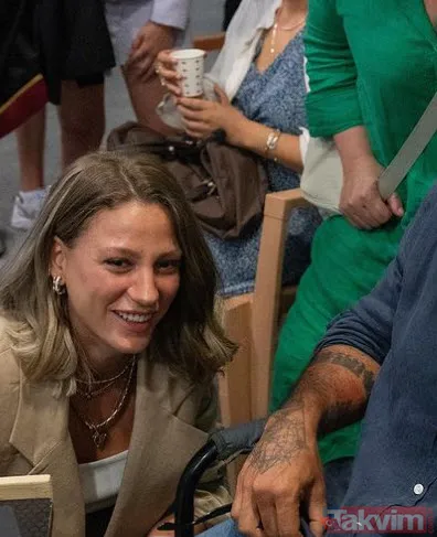 Serenay Sarıkaya gerçekten kestirmiş! Mini taytıyla spor yaptığı anları paylaşan Serenay Sarıkaya'yı görenler inanamadı - 10