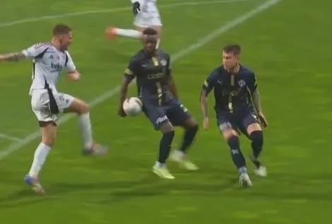 Beşiktaş penaltı bekledi!