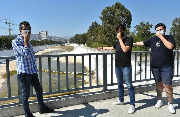 İzmir'de Meles Deltası'ndan 'kötü koku yayılıyor' şikayeti: "3 maskeyle buradan geçiyoruz"-5