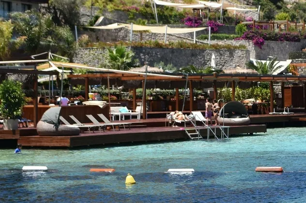Bodrum'da sezon öncesi dudak uçuklatan ücretler! Loca 10 bin euro, lahmacun 200 TL