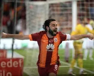 Aslan’dan altın değerinde 3 puan!