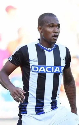 Galatasaray'da savunmaya sürpriz isim