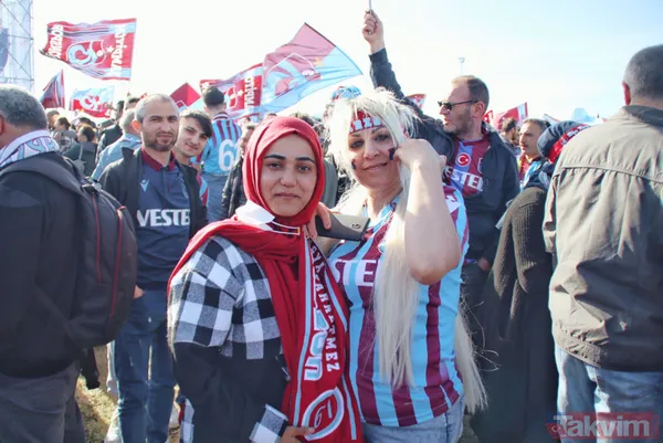 Yenikapı'da bordo-mavi coşku! Trabzonspor taraftarından ışık şov - 9