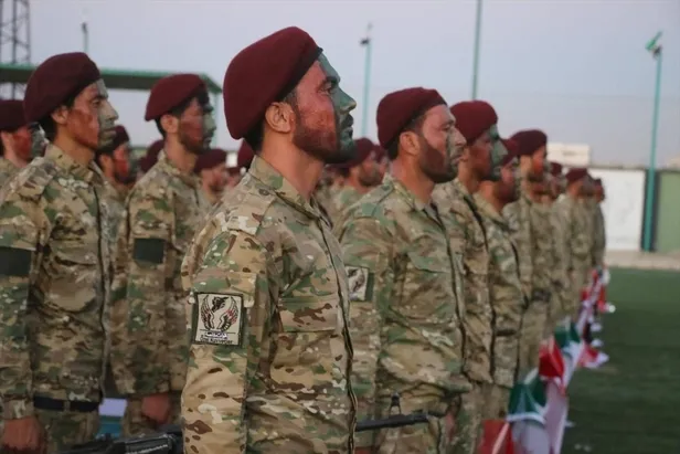 suriye-milli-ordusu-saflarini-1000-yeni-askerle-guclendirdi-1599736750003.jpg Suriye Milli Ordusu saflarını güçlendirdi! 1000 yeni asker katıldı-3