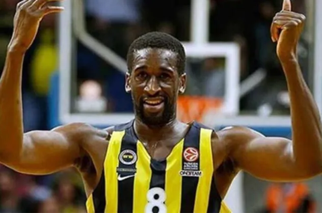 Ekpe Udoh Fenerbahçe'ye geri mi dönüyor? CSKA transferi açıklayınca...