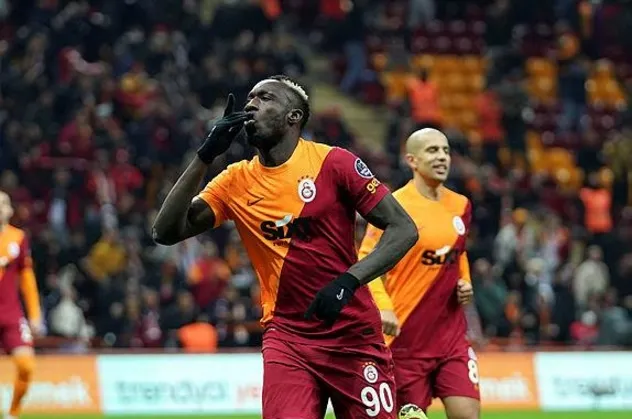 Galatasaray'ın sözleşmesini feshettiği Mbaye Diagne bu kez de inşaat sektörüne girdi: “5 ay içinde anahtar teslim daireler”