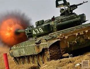 Rusya'da tank biatlonu yarışması