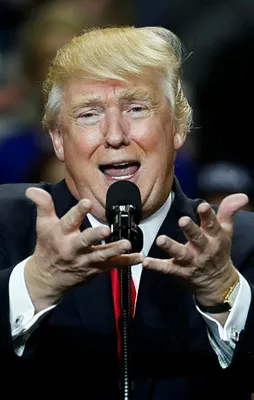 Trump'ın serveti bir bir eriyor!