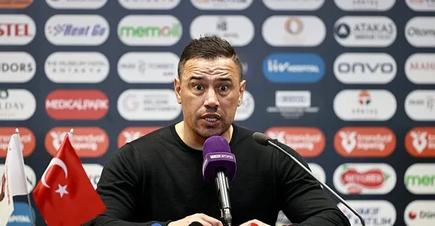 Başakşehir Çağdaş Atan ile sözleşme yeniledi