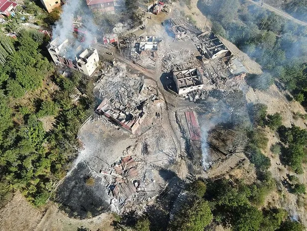 kastamonuda-cikan-yangin-sonucu-10-ev-kullanilamaz-hale-geldi-1694972456975.jpeg Kastamonu'da çıkan yangın sonucu 10 ev kullanılamaz hale geldi-3