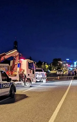 Son dakika: Sarıyer'de bariyerlere çarpan motosikletin sürücüsü yaşamını yitirdi