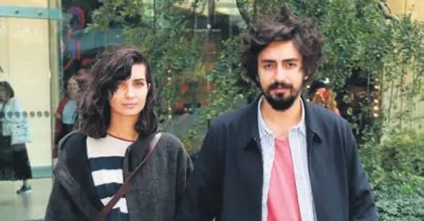 Tuba Büyüküstün Paris'te çekilmiş pozuyla kafaları karıştırdı! Umut Evirgen'e mesaj mı?