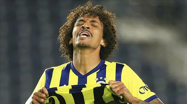 luiz-gustavo-fenerbahceden-dakikada-48-bin-lira-kazaniyor-gonderilmesi-gundemde-1642329287818.jpg Luiz Gustavo, Fenerbahçe'den dakikada 48 bin lira kazanıyor! Gönderilmesi gündemde...-2