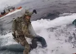Denizaltıya uyuşturucu operasyonu kamerada
