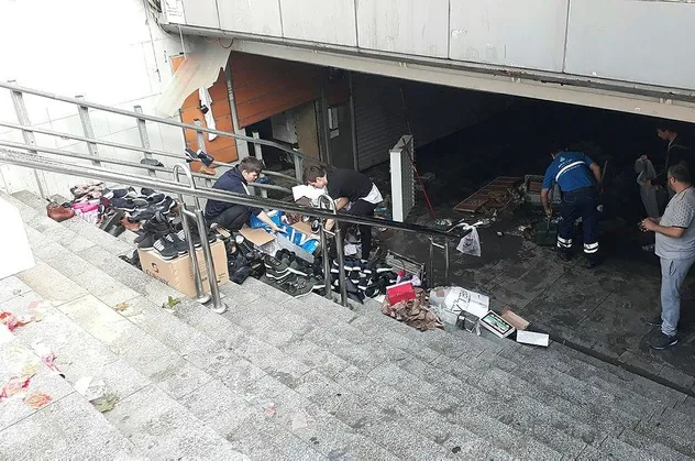 Eminönü'nde selin ardından son durum