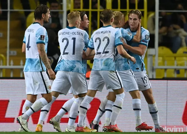 A Milli Takım Teknik Direktörü Stefan Kuntz Norveç maçı sonrası konuştu: iddiamız devam ediyor - 21