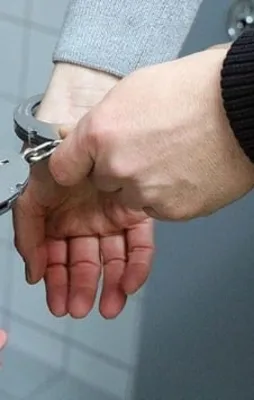 İzmir'de FETÖ operasyonu