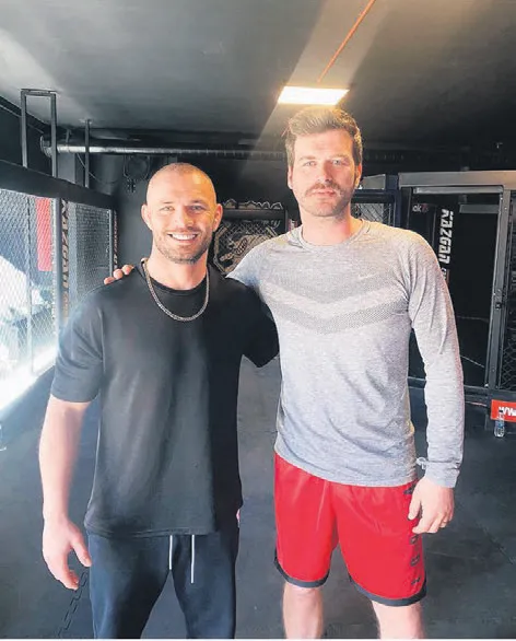 irakta-ilk-kez-uluslararasi-kadin-sanatci-olarak-konser-veren-bulent-ersoya-koruma-ordusu-1646075609528.jpg Irak'ta ilk kez uluslararası kadın sanatçı olarak konser veren Bülent Ersoy'a koruma ordusu-11