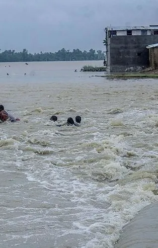 Nepal'de sel ve toprak kaymaları: 78 ölü