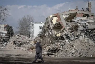 Uzman isimden korkutan İstanbul depremi uyarısı!  900 kat daha büyük enerjiyle meydana gelecek