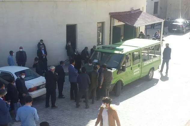 Van'da Vefa Sosyal Destek Grubunun hedef alındığı saldırıya sert tepki: Hesabı sorulacak
