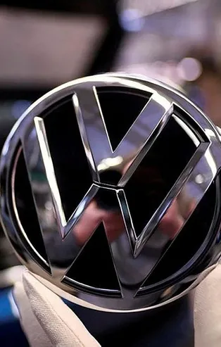 Alman otomobil üreticisi Volkswagen manueli tamamen bırakıyor