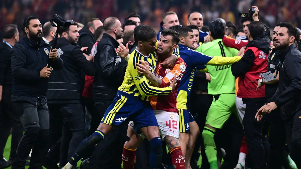 Avrupa basını Galatasaray-Fenerbahçe derbisini mercek altına aldı