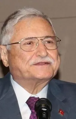 Hasan Celal Güzel yaşamını yitirdi