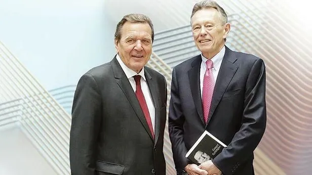Eski Almanya Başbakanı Gerhard Schröder: Türkiye Doğu Akdeniz’de hâkim güç-4