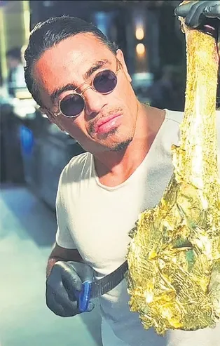 Nusret Gökçe'nin Londra’da açtığı restorana tepki yağdı! İngiliz gazeteleri Nusret'i hedef aldı