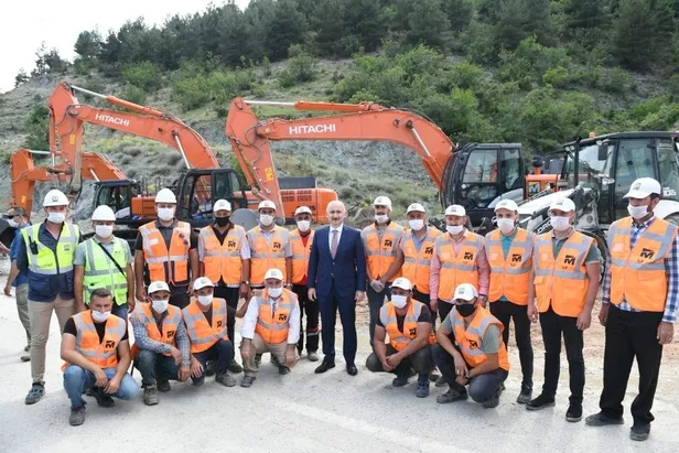 ulastirma-ve-altyapi-bakani-adil-karaismailoglu-tokatta-mujdeleri-siraladi-1593190916787.jpeg Ulaştırma ve Altyapı Bakanı Adil Karaismailoğlu Tokat'ta müjdeleri sıraladı!-5