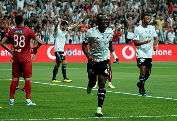 besiktasin-yildizi-muleka-85-dakikada-1-atiyor-1661847473081.jpg Beşiktaş'ın yıldızı Muleka! 85 dakikada 1 atıyor-4