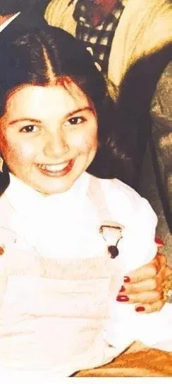 4-haftada-17-kilo-verdiren-acelya-akkoyun-diyeti-86-kilodan-69a-sip-diye-indi-iri-yari-bir-kizdim-1702303334200.jpeg 86 kilodan 69'a indi! 30 günde 17 kilo verdiren Açelya Akkoyun diyeti! "İri yarı bir kızdım..."-4