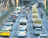 Hız ihlali yapanlara psikiyatri yolu gözükecek! Trafikte yeni dönem...