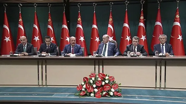 4. toplantıdan uzlaşı çıktı! 2022 yılında asgari ücretin en alt rakamı 4 bin 250 lira oldu-2