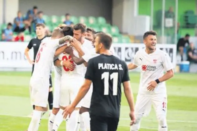 Sivasspor UEFA Konferans Ligi'nde tur atlamak için sahada