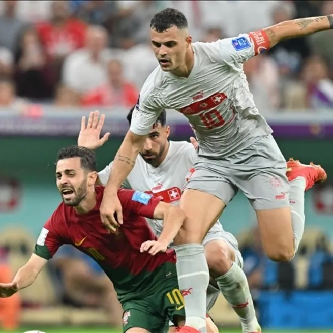 Xhaka Milan’la anlaştı