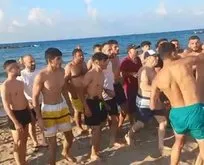 Plajda şortunu indirdi, denizden çıkarıp dövdüler!