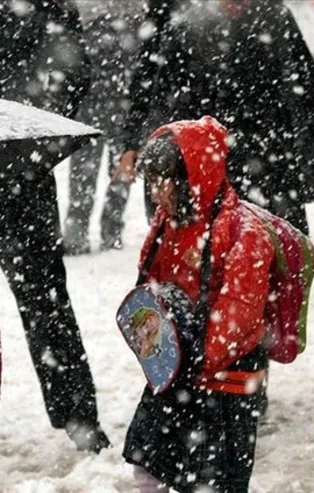 Sinop’ta bugün okullar tatil mi? 11 Mart Cuma Sinop’ta okullarda ders var mı? Sinop Valiliği kar tatili açıklaması…