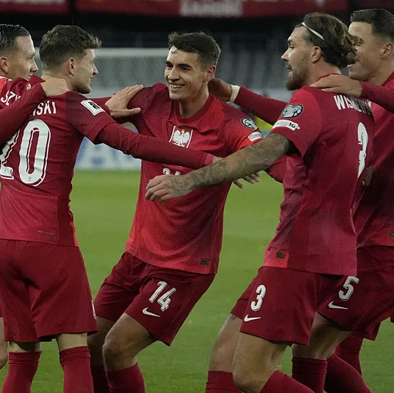 Sebastian Szymanski kornerden avladı!