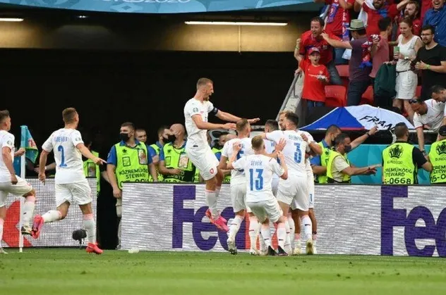 Portakallar’ın fişini çekti! Çekya, EURO 2020’de Hollanda’yı eleyerek sürprize imza attı