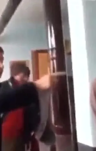 CHP’li Cengiz Gökçel ve Nihat Yeşil HDP'li Selahattin Demirtaş'ı savununca köylüler öyle bir tepki verdi ki..